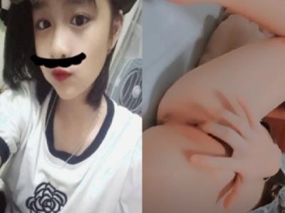 Clip sex bé Anh Thư 2ka8 dâm đãng show bím non mới nhú